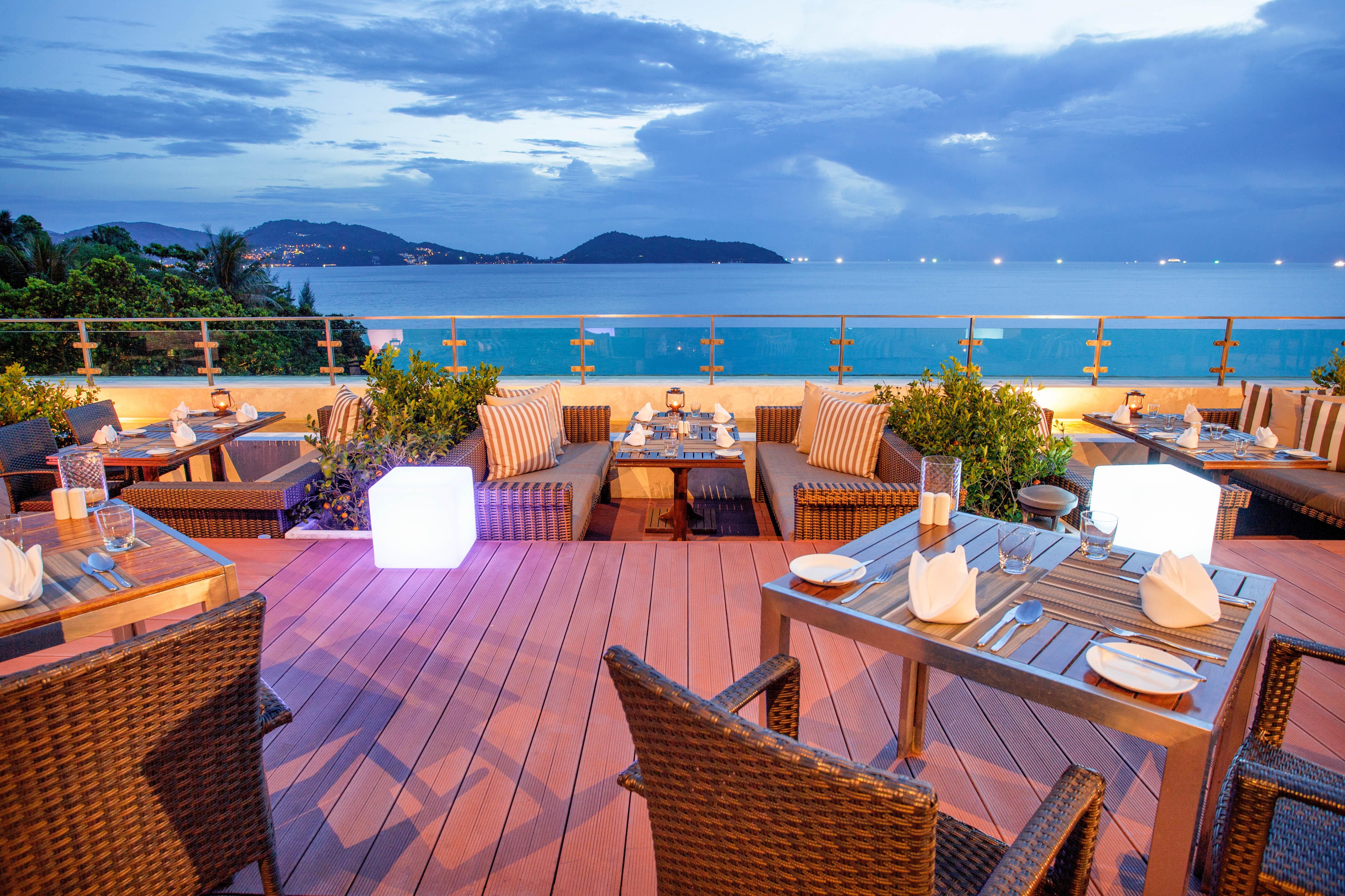 Zenmaya Oceanfront Phuket, Trademark Collection By Wyndham Patong Exteriör bild Rooftop bar at the Royal Paradise Hotel & Spa